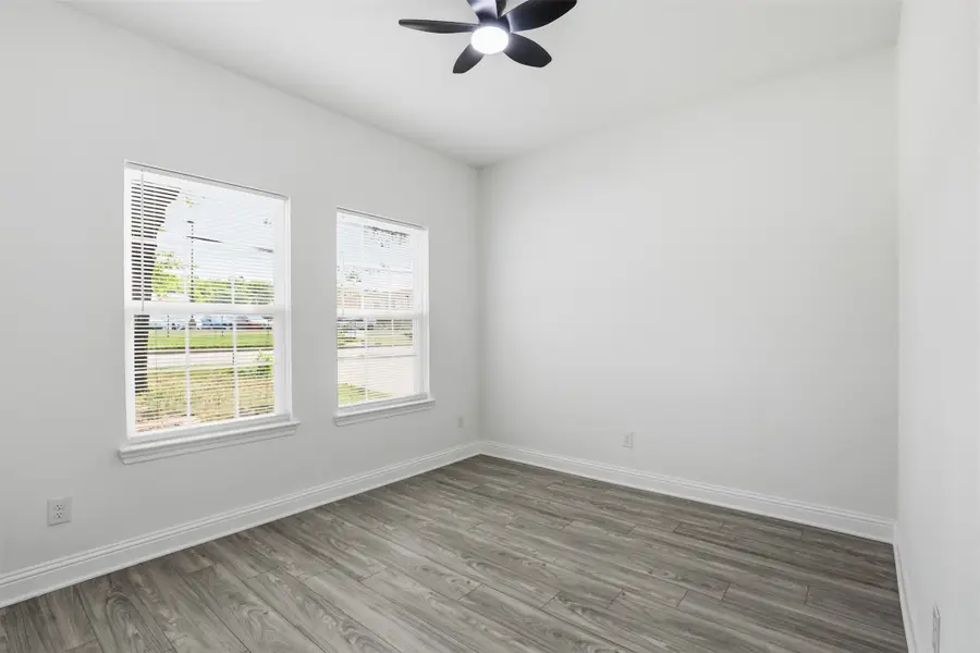 2611 Hunting Drive, Fort Worth, TX 76119 - #2