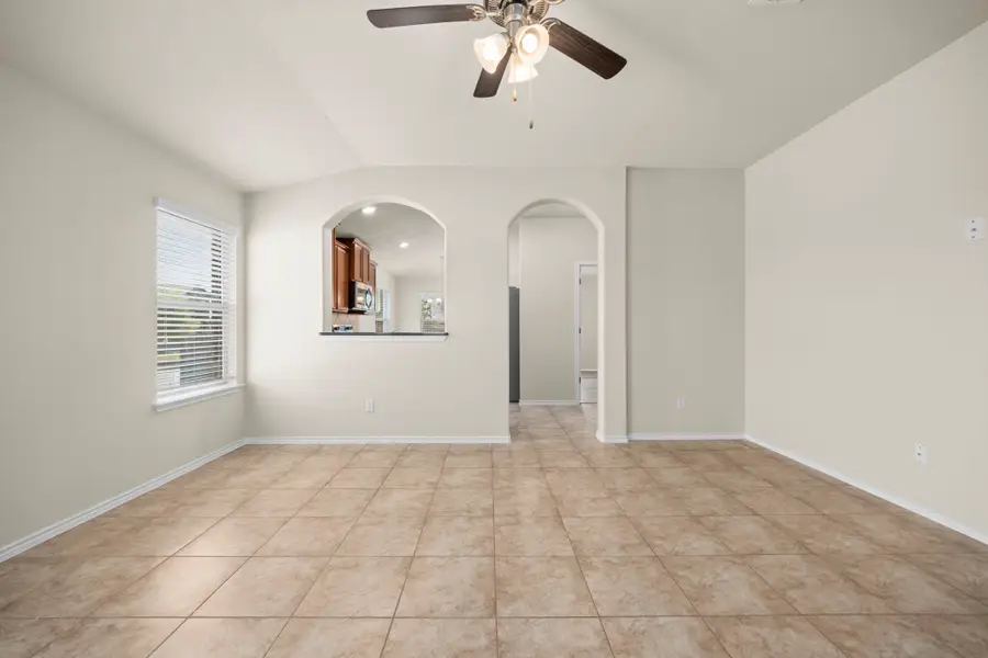 101 Plata Lane, Jarrell, TX 76537 - #2