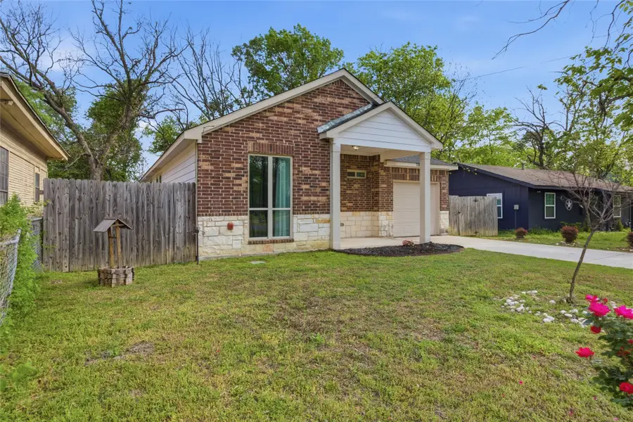 707 E College Street, Terrell, TX 75160 - #3