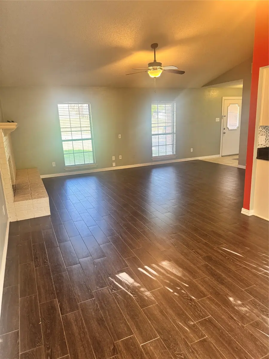 2301 Holly Drive, Euless, TX 76039 - #3