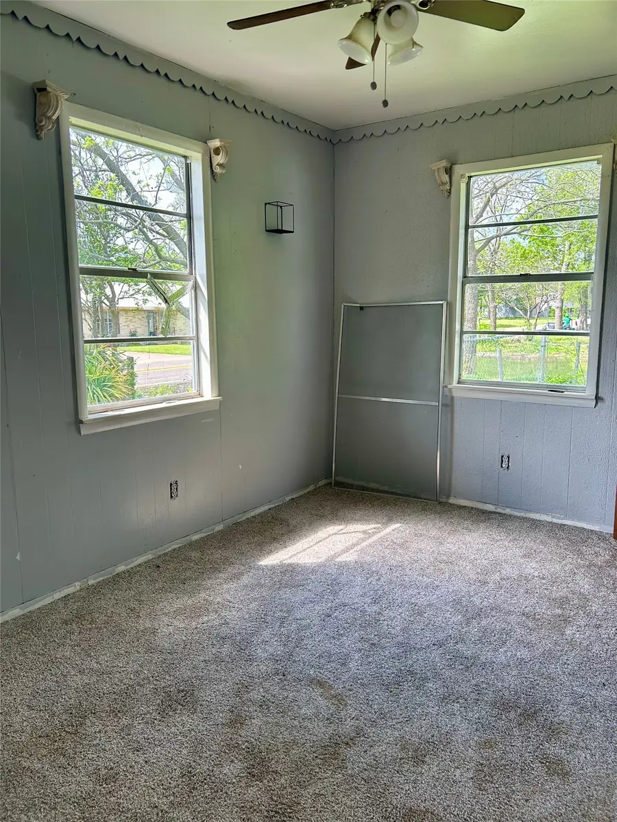 202 N 1st Street, Point, TX 75472 - #2