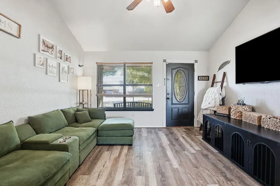 4041 Country Meadows Circle, Granbury, TX 76049 - #3