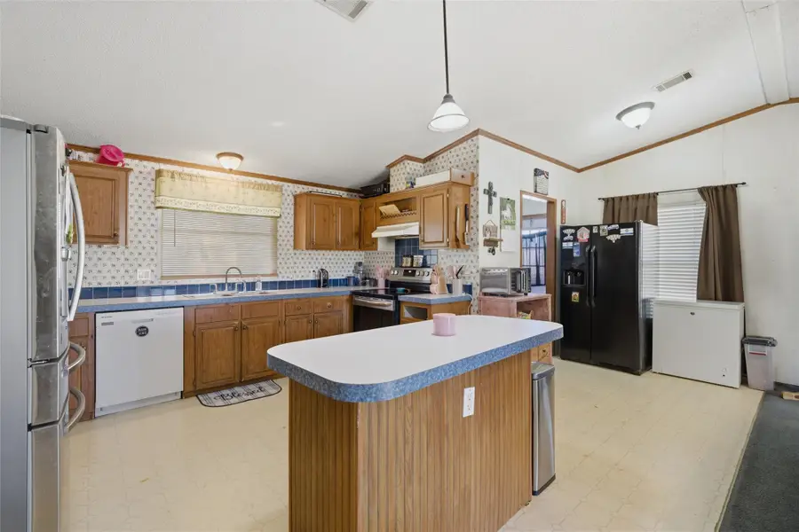 373 Wildbird Lane, Axtell, TX 76624 - #2