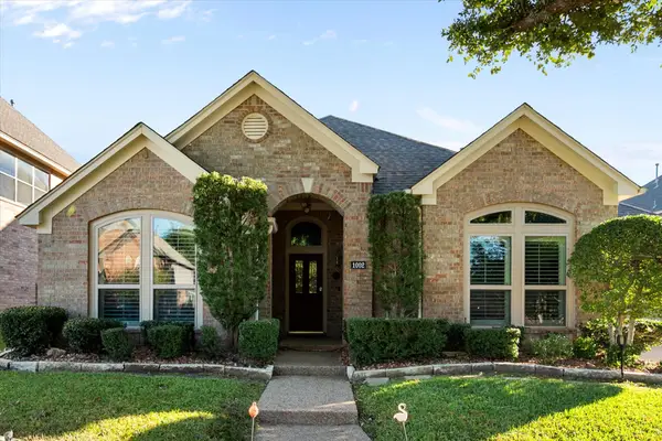 1002 Muirfield Drive, Mansfield, TX 76063