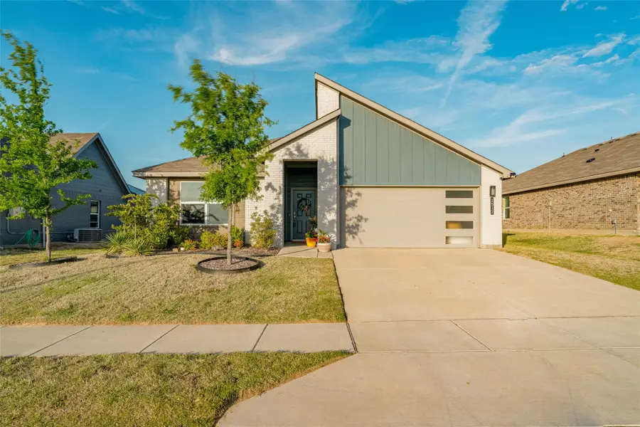 1512 Battery Park Drive, Alvarado, TX 76009 - #2