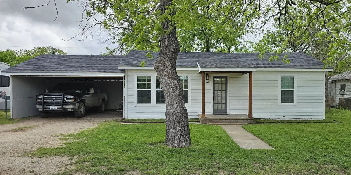 225 S Avenue D, Cross Plains, TX 76443 - #1