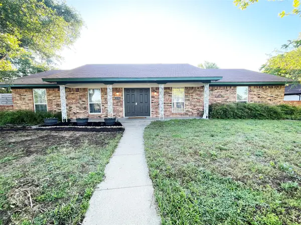 5528 Woodland Hills Drive, Denton, TX 76208