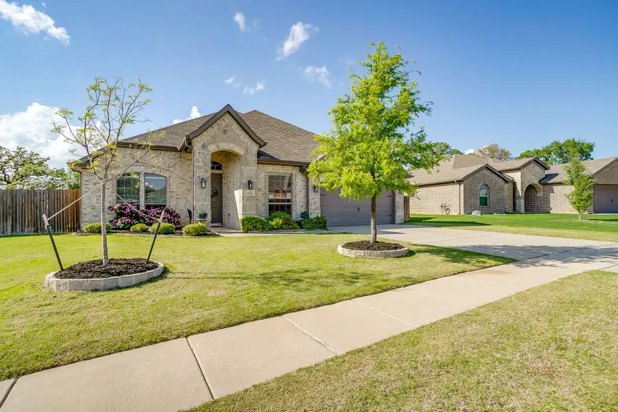 1616 Glade Meadows Drive, Burleson Joshua, TX 76058 - #2