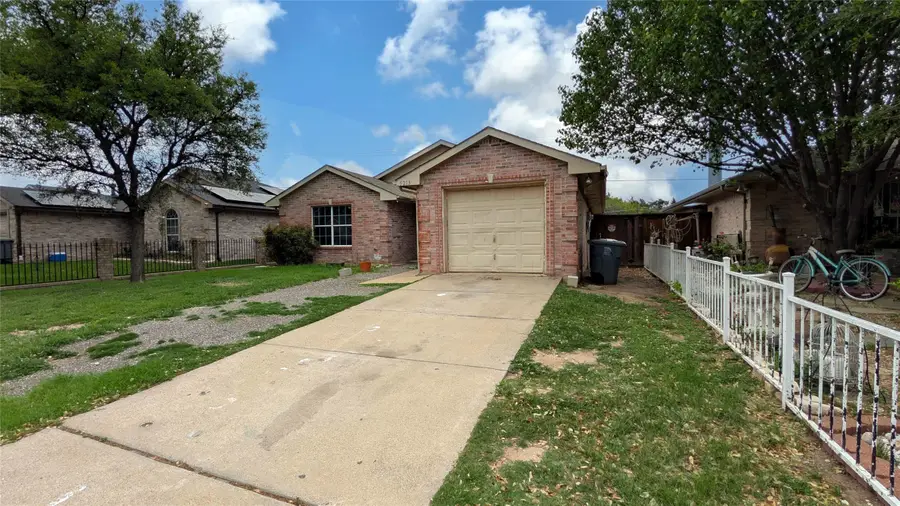 5213 Mimi Court, Dallas, TX 75211 - #2