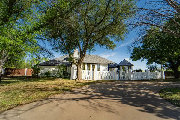 8 Chaparral Lane, Breckenridge, TX 76424