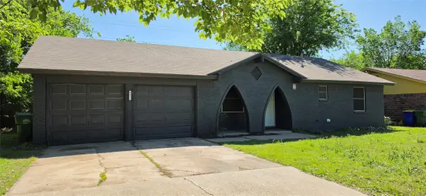 6432 Summit Ridge Drive, Watauga, TX 76148