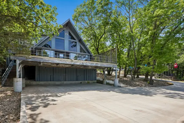 86 Queens Drive, Pottsboro, TX 75076
