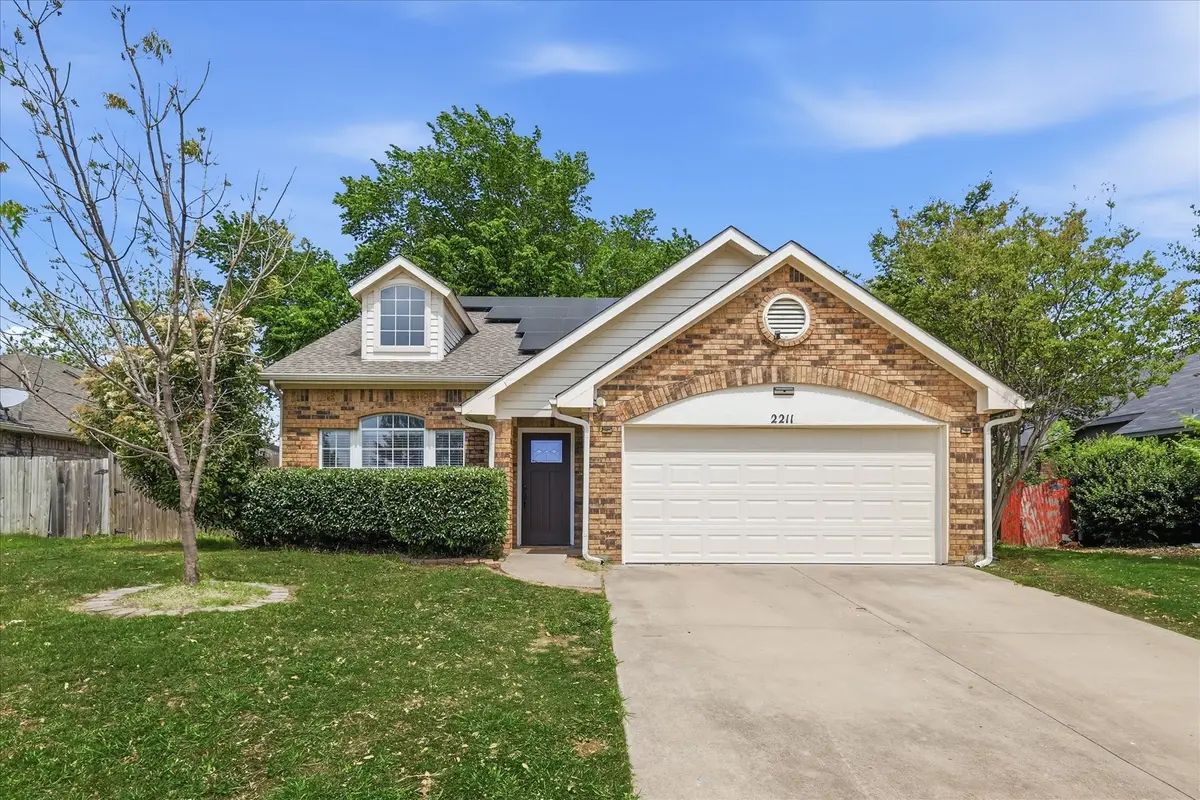 2211 Cromwell Drive, Arlington, TX 76018 - #1