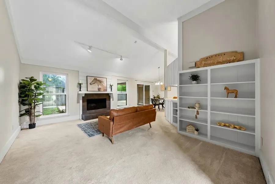 4909 Queen Court, Fort Worth, TX 76103 - #3