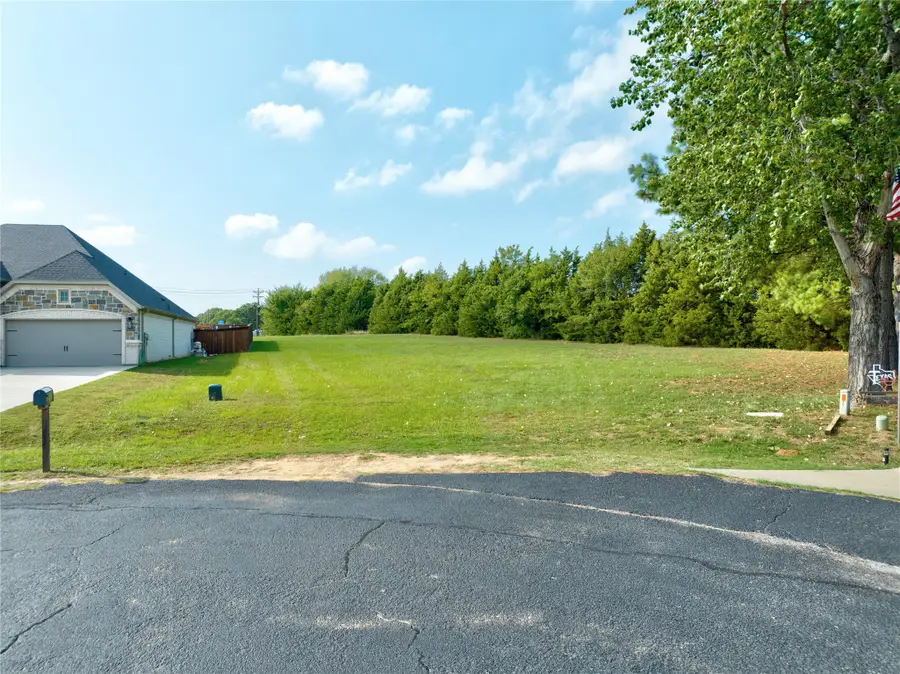 104 Cocopa Cove, Lake Kiowa, TX 76240 - #2