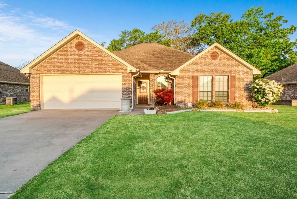 90 44th Street Sw, Paris, TX 75460 - #1