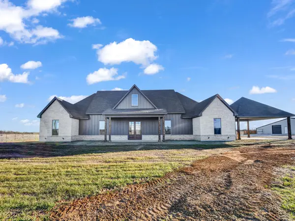 1390 Poe Prairie Road, Millsap, TX 76066
