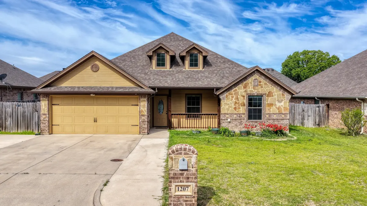 1207 Butterfield Street, Bridgeport, TX 76426 - #1