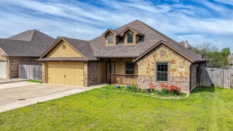 1207 Butterfield Street, Bridgeport, TX 76426 - #3