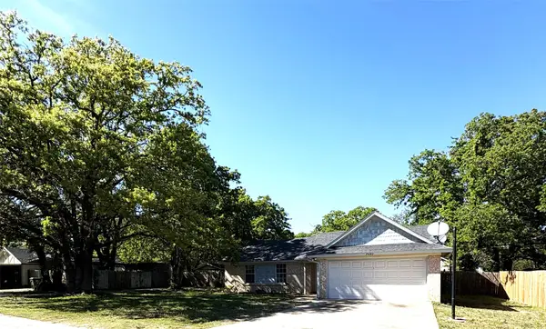 7060 Jay Lane, Azle, TX 76020