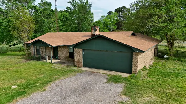 9474 Fm 804, Larue, TX 75770