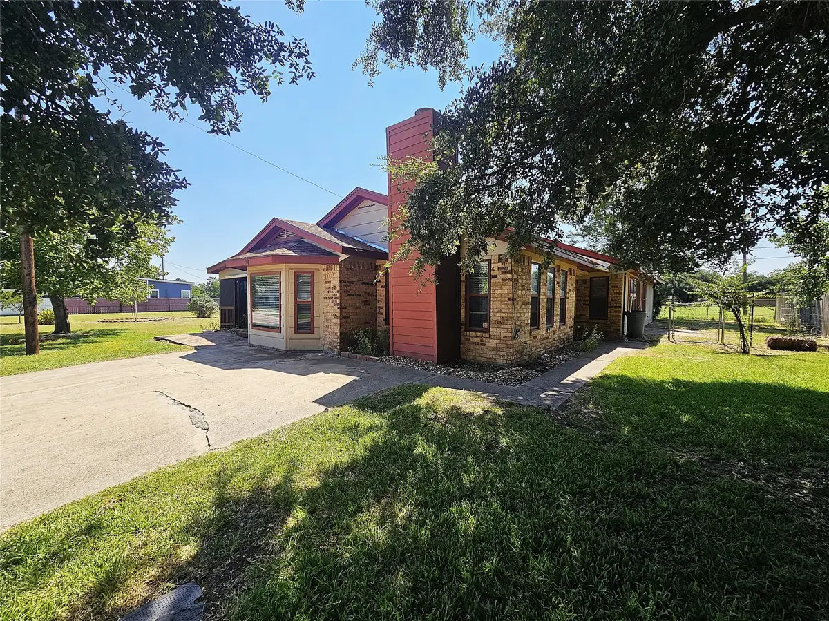 710 Cherry Drive, Groesbeck, TX 76642 - #1