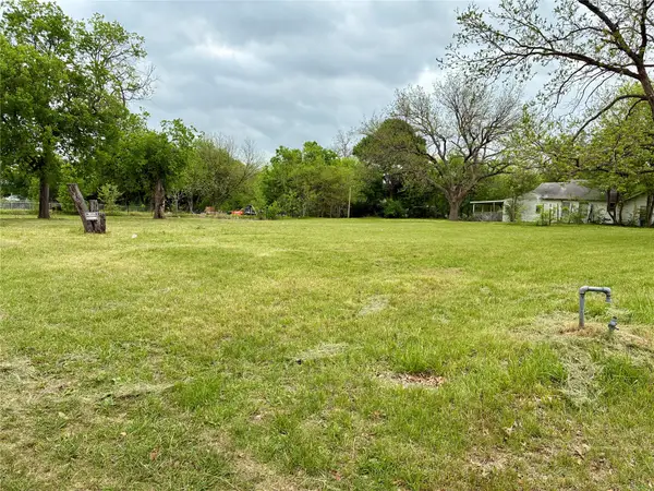 1304 Trout Road, Hutchins, TX 75141