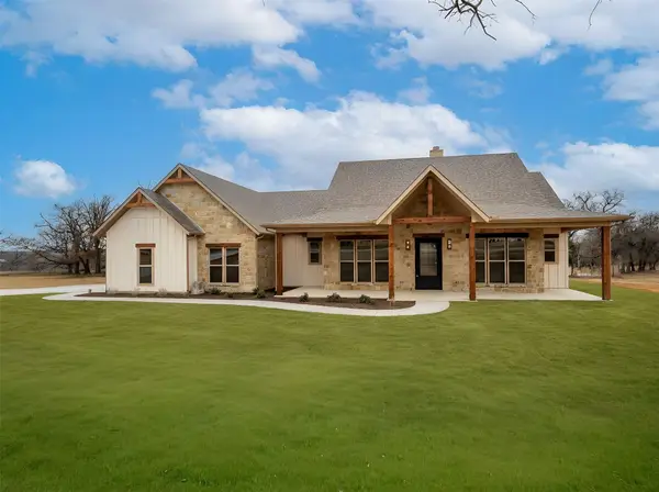 190 County Road 3451, Paradise, TX 76073