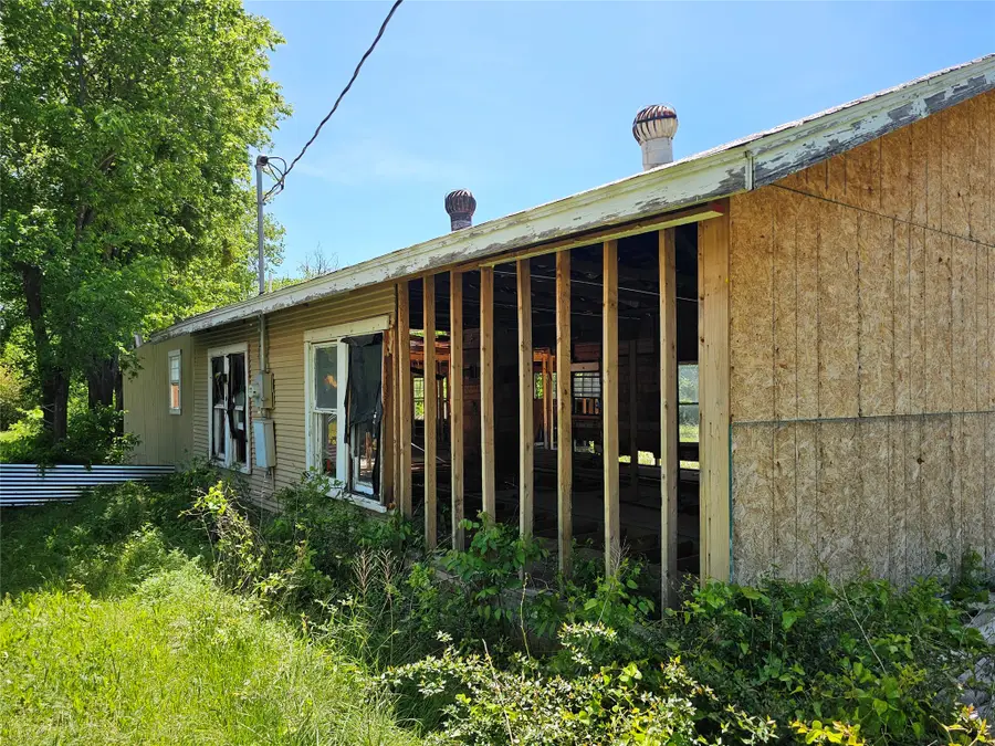 1008 Lackey Street, Brownwood, TX 76801 - #3