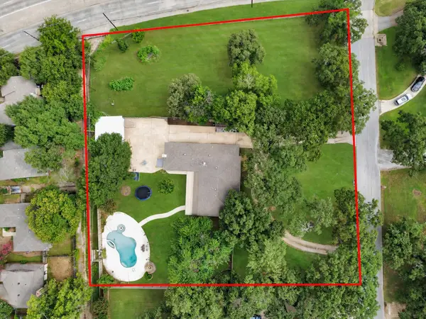 6004 Ken Avenue, Arlington, TX 76001