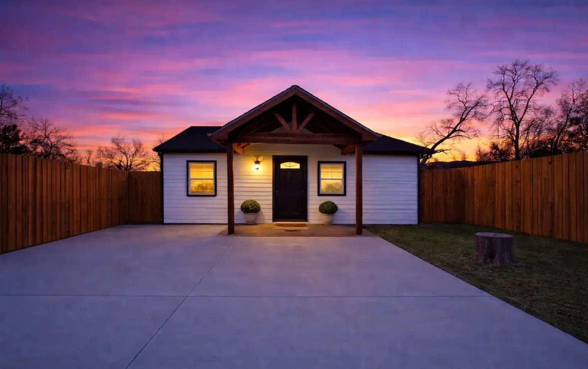 2837 May Street, Fort Worth, TX 76110 - #1