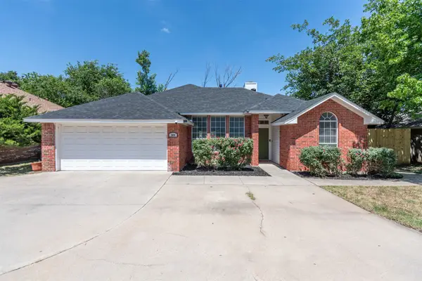 304 W Windsor Drive, Denton, TX 76207