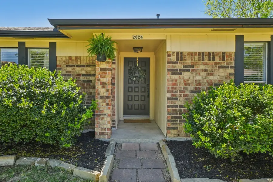 2024 Lyon Court, Carrollton, TX 75007 - #3