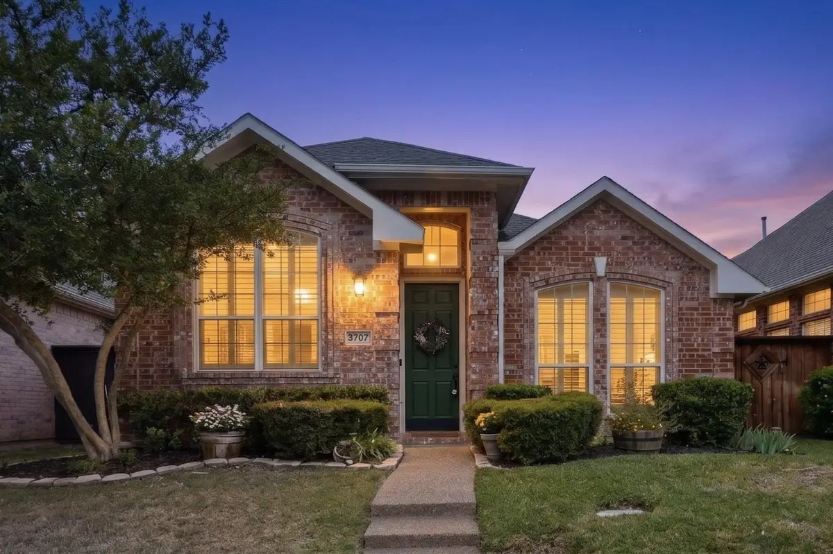 8707 Wellington Road, Irving, TX 75063 - #1