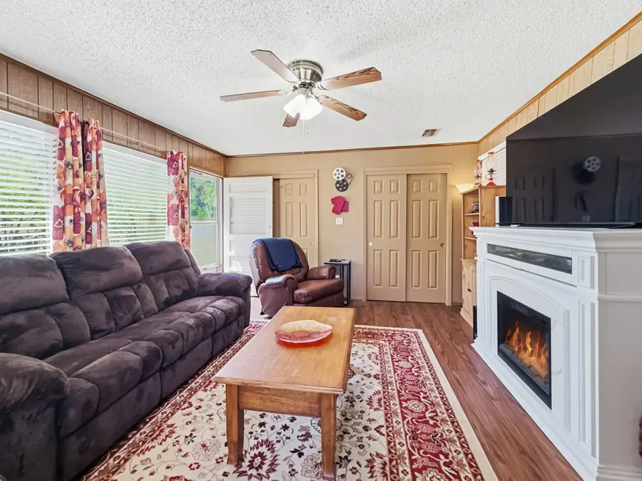 112 E Hoard Street, Hamilton, TX 76531 - #3