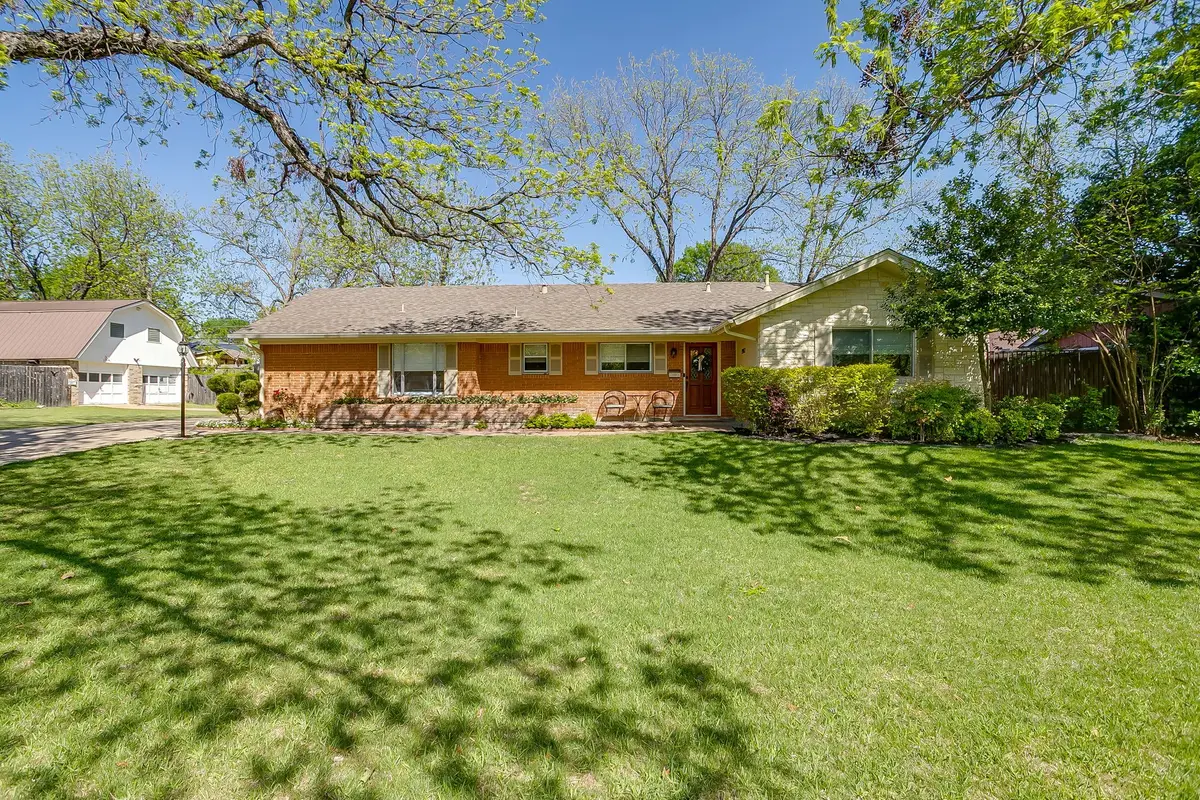 3917 Marys Creek Drive, Benbrook, TX 76116 - #1