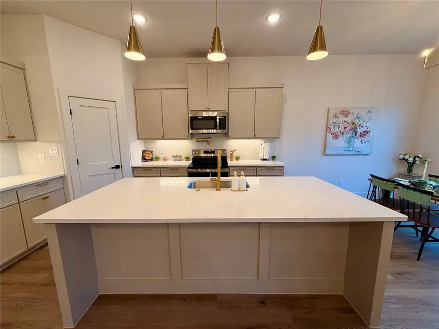 2829 Avenue L, Fort Worth, TX 76105 - #3