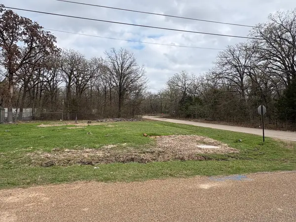 145 Kanawka Road, Mabank, TX 75156