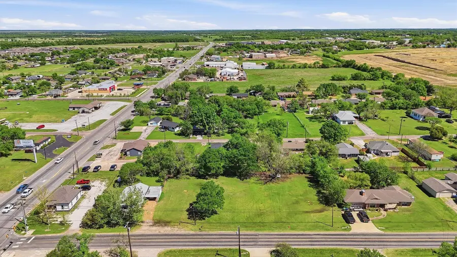 104 E Main Street, Gunter, TX 75058 - #2