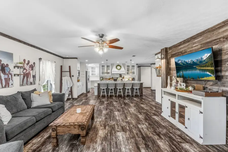 151 Hilltop Lane, Emory, TX 75440 - #2