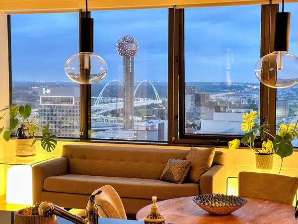 1200 Main Street #2402, Dallas, TX 75202