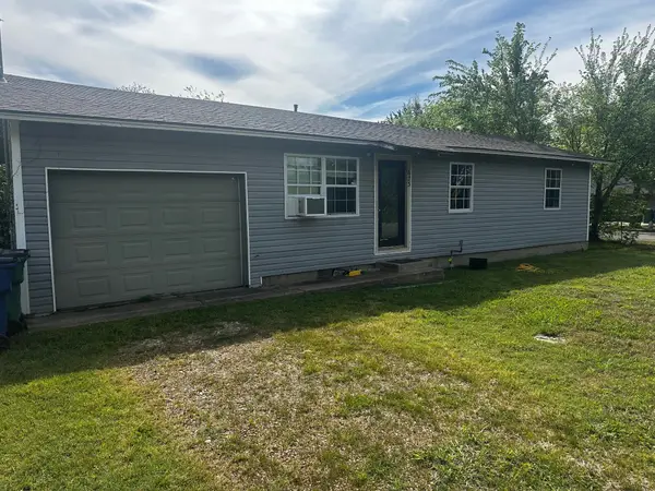 623 Grayson Street, Pottsboro, TX 75076