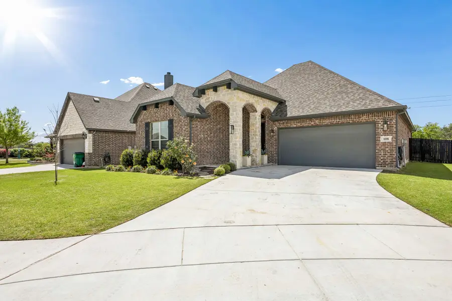 108 Spring Run Drive, Decatur, TX 76234 - #2