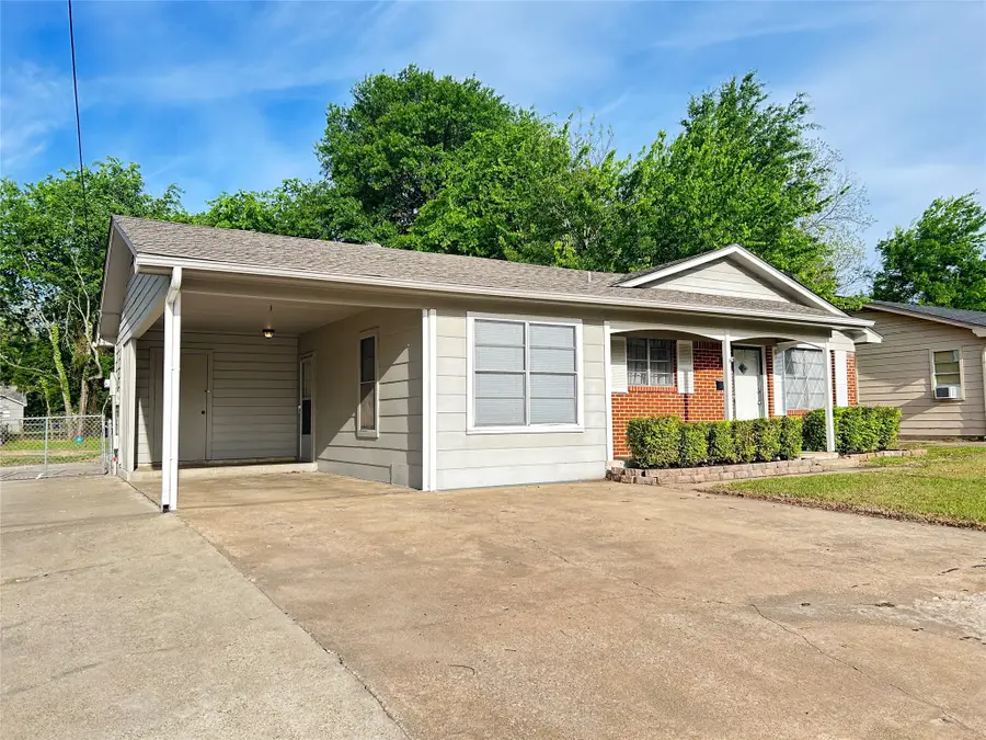 913 Fisher Street, Sulphur Springs, TX 75482 - #2