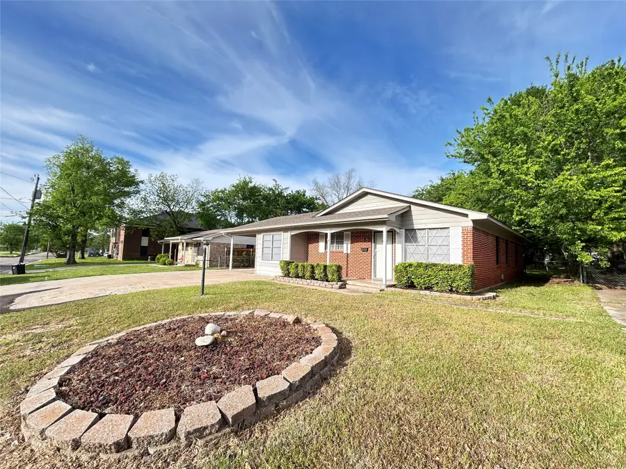 913 Fisher Street, Sulphur Springs, TX 75482 - #3