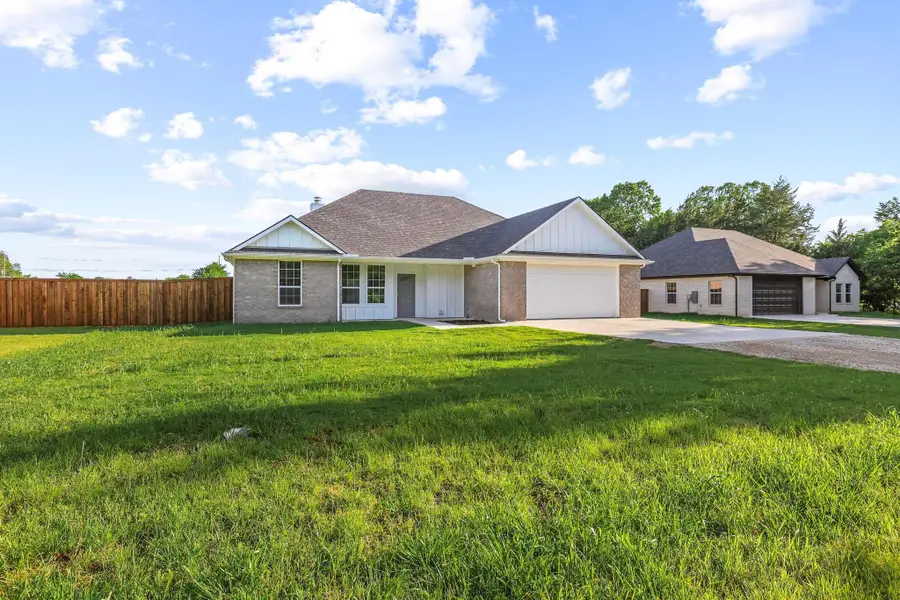 903 W Cardinal Street, Ector, TX 75439 - #2