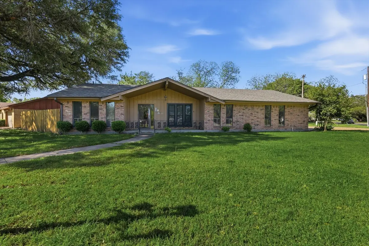 1119 W Westhill Drive, Cleburne, TX 76033 - #1