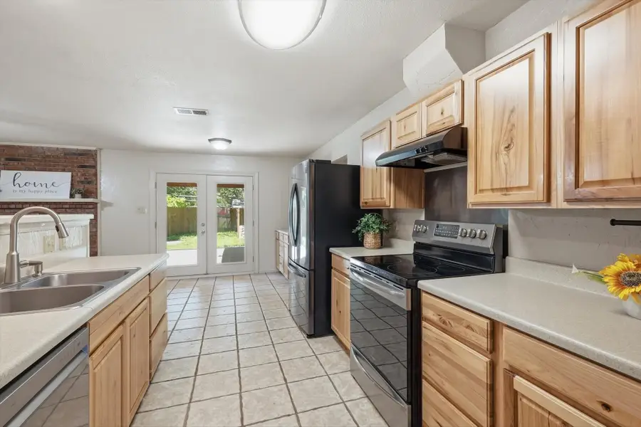 1119 W Westhill Drive, Cleburne, TX 76033 - #3