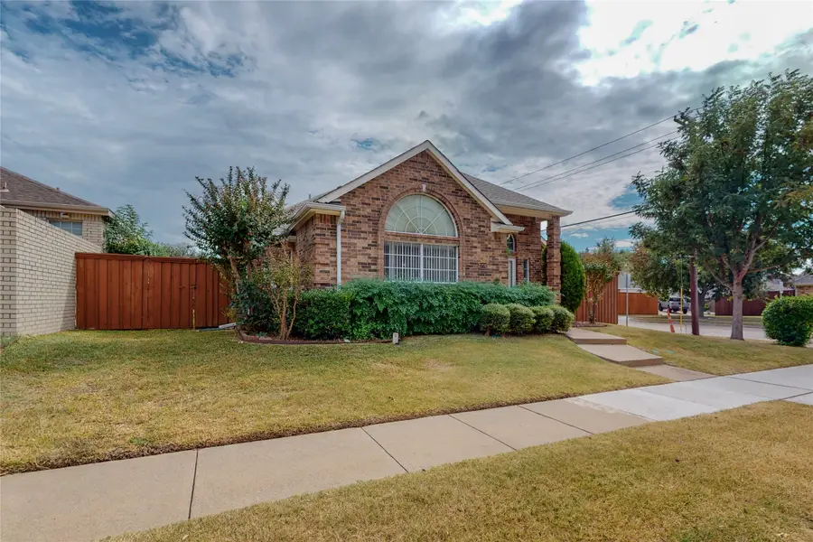 2702 Garden Springs Drive, Richardson, TX 75082 - #3