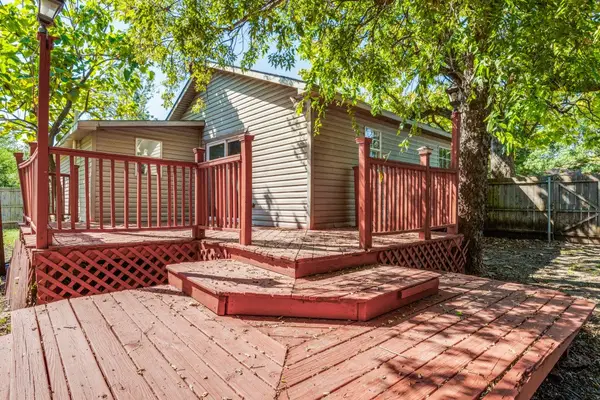 721 Wa Denton Drive, Van Alstyne, TX 75495